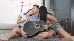 Sofy Torn: Wilder Dreier mit Analspaß